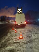 PACHOŁEK ŚWIETLNY 0,75 z akumulatorami li-ion 12,6V / 2,5Ah (3x1)